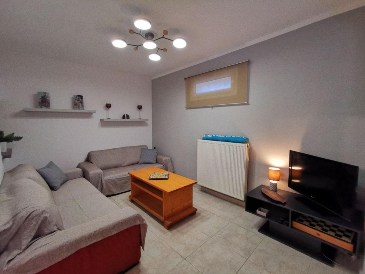 Antonela Sunshine Apartment By Corfu Escapes Perama  Ngoại thất bức ảnh